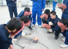 ɽе纸ѵѧУ